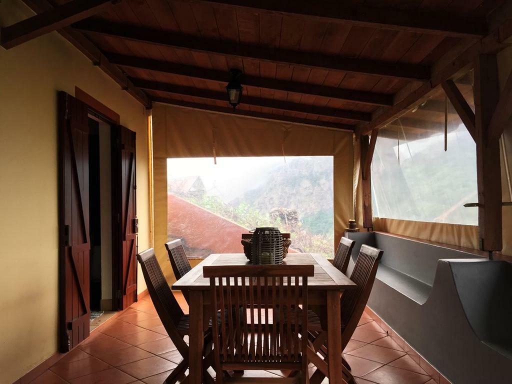 Villa Casa d'Olívia Porto Da Cruz Exterior foto